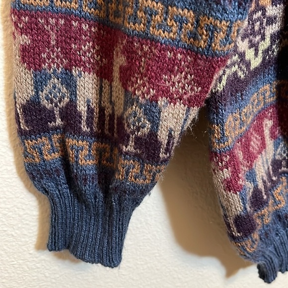 Llama Alpaca Knit Crew Neck Sweater - Picture 4 of 9